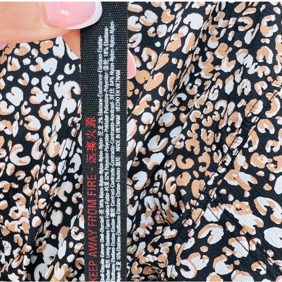 Free People Run Wild Hooded Jacket in Leopard Size Small - Picture 9 of 14